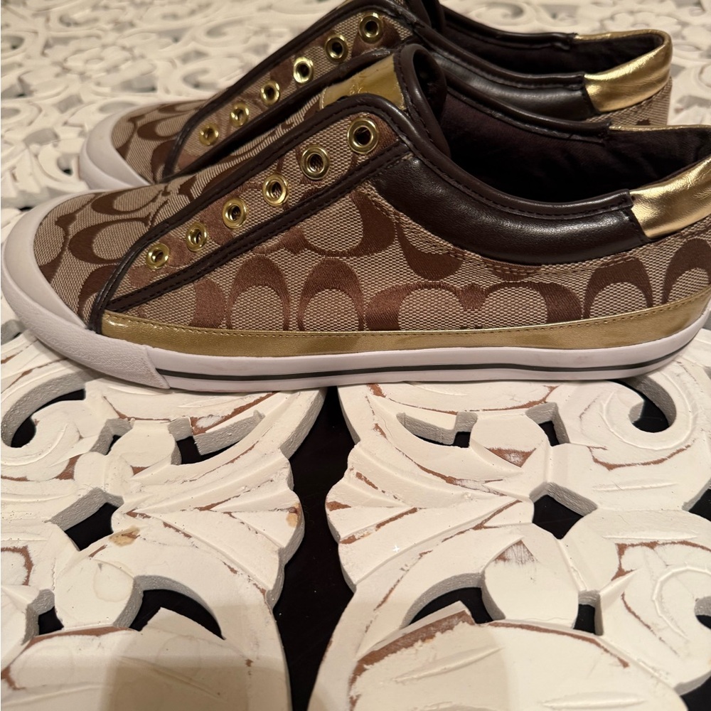 Coach Brown and Gold Signature Sneakers Size 9 New Without Tags